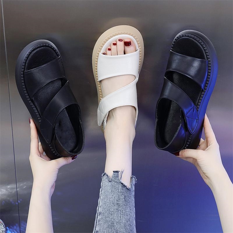 厚底真皮涼鞋